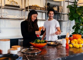 3 Meaningful Birthday Gifts Your Mom Will Love Mom Birthday Gifts